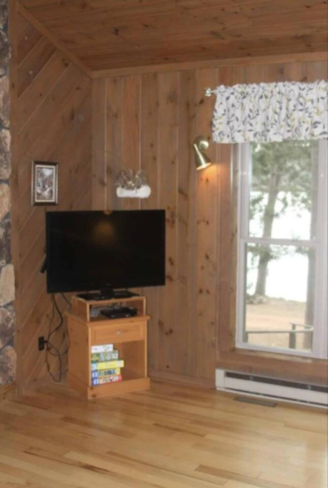 Bayview Resort Sunset Lookout Cabin 6 Saint Germain Eksteriør bilde